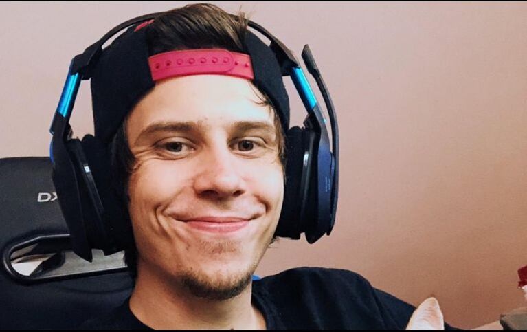 El Rubius: “Se puede vivir más feliz sin Internet”