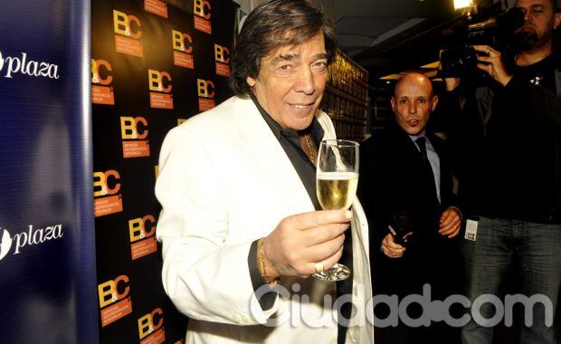 El secreto de Cacho Castaña para mantenerse joven. (Foto: Ciudad.com)