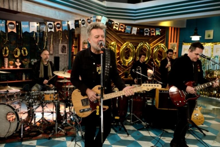 El súper festejo por los 1000 programas de Morfi todos a la mesa: música en vivo, perlitas y "choriceada"