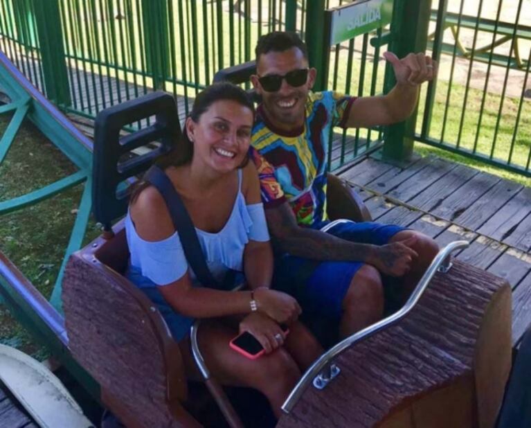 El súper festejo que Carlos Tevez le organizó a su hija por su cumpleaños: ¡cerró un parque de diversiones!