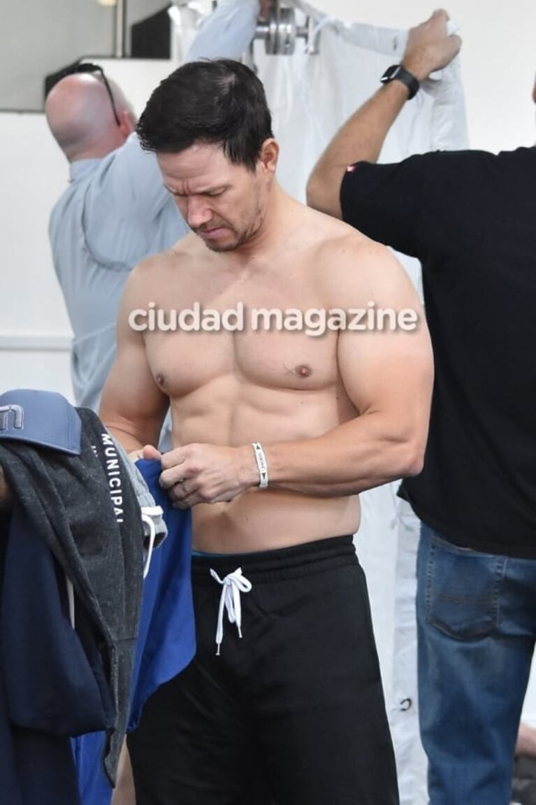 El súper lomazo de Mark Wahlberg tras convertirse en un fanático del entrenamiento de alta intensidad