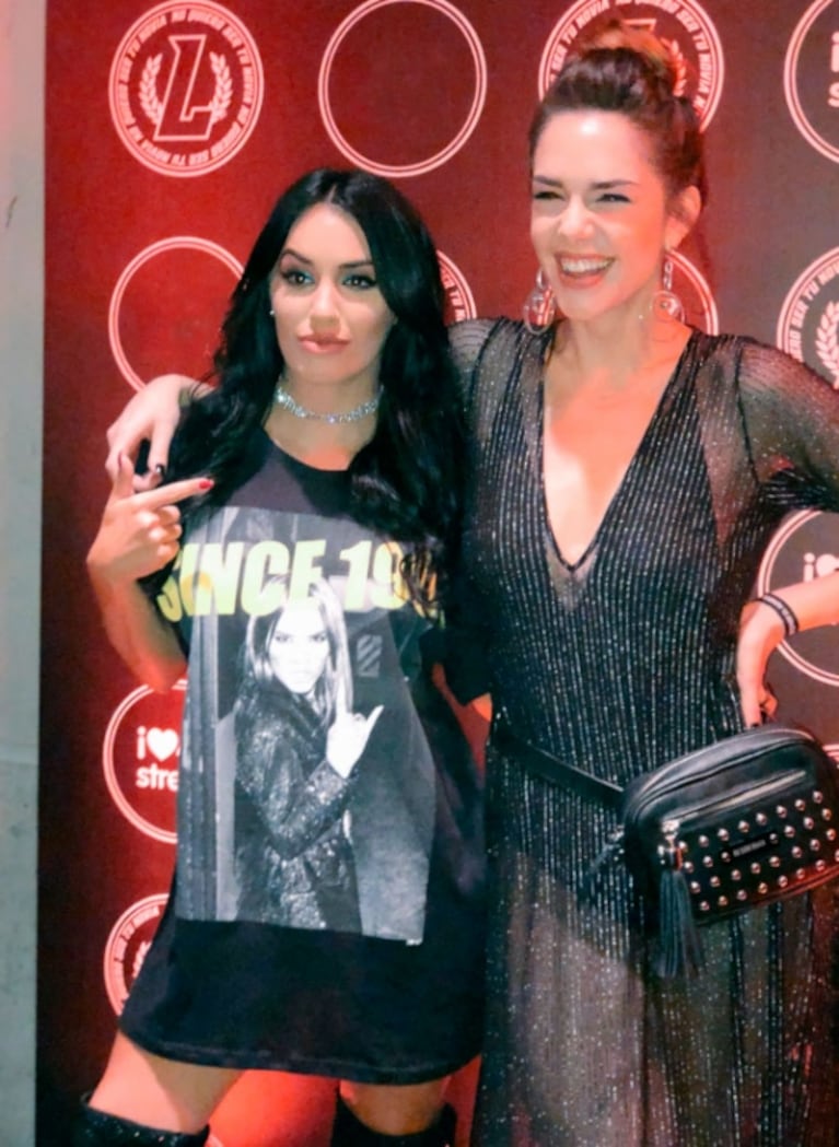 El súper osado look de Julieta Nair Calvo en el evento de Lali Espósito: "Tu máximo es mi mínimo" 