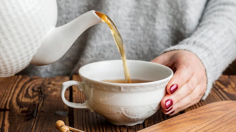 El té, una infusión con propiedades energéticas. Foto: Freepik
