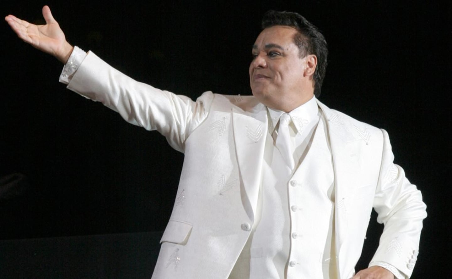 El tema emblemático de Juan Gabriel duró un año en el primer lugar de popularidad