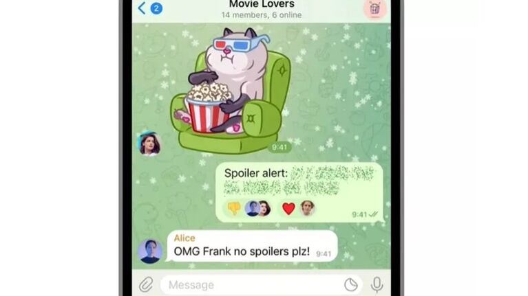 El texto oculto, la traducción de mensajes y las reacciones llegan a Telegram