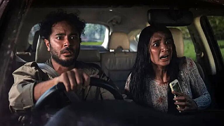 El thriller de terror empieza con una pareja que se reconcilian. Pero un accidente automovilístico lo cambia todo.