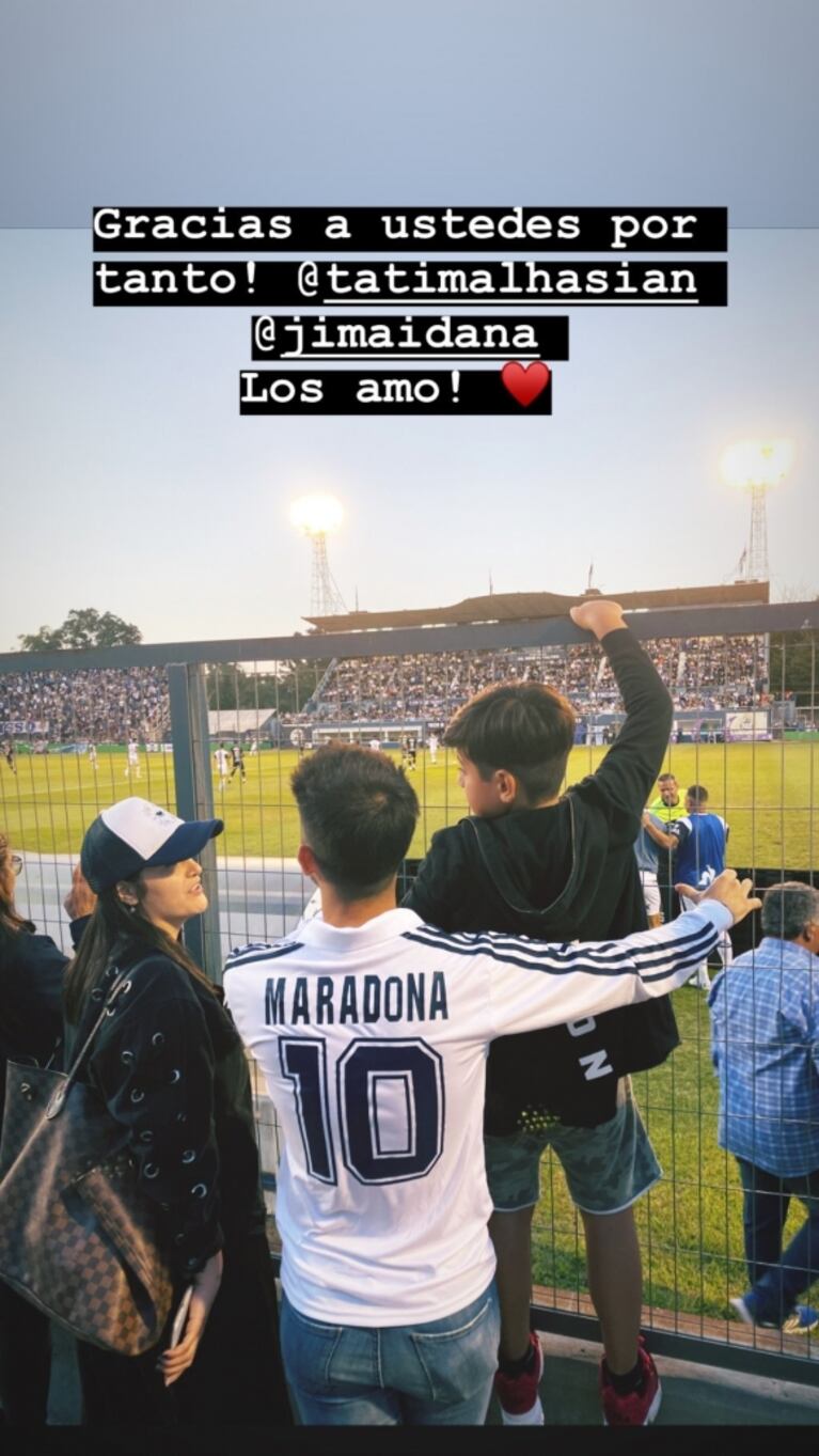 El tierno posteo de Gianinna Maradona con la foto del abrazo de Benjamín con Diego: "El amor vence todo"