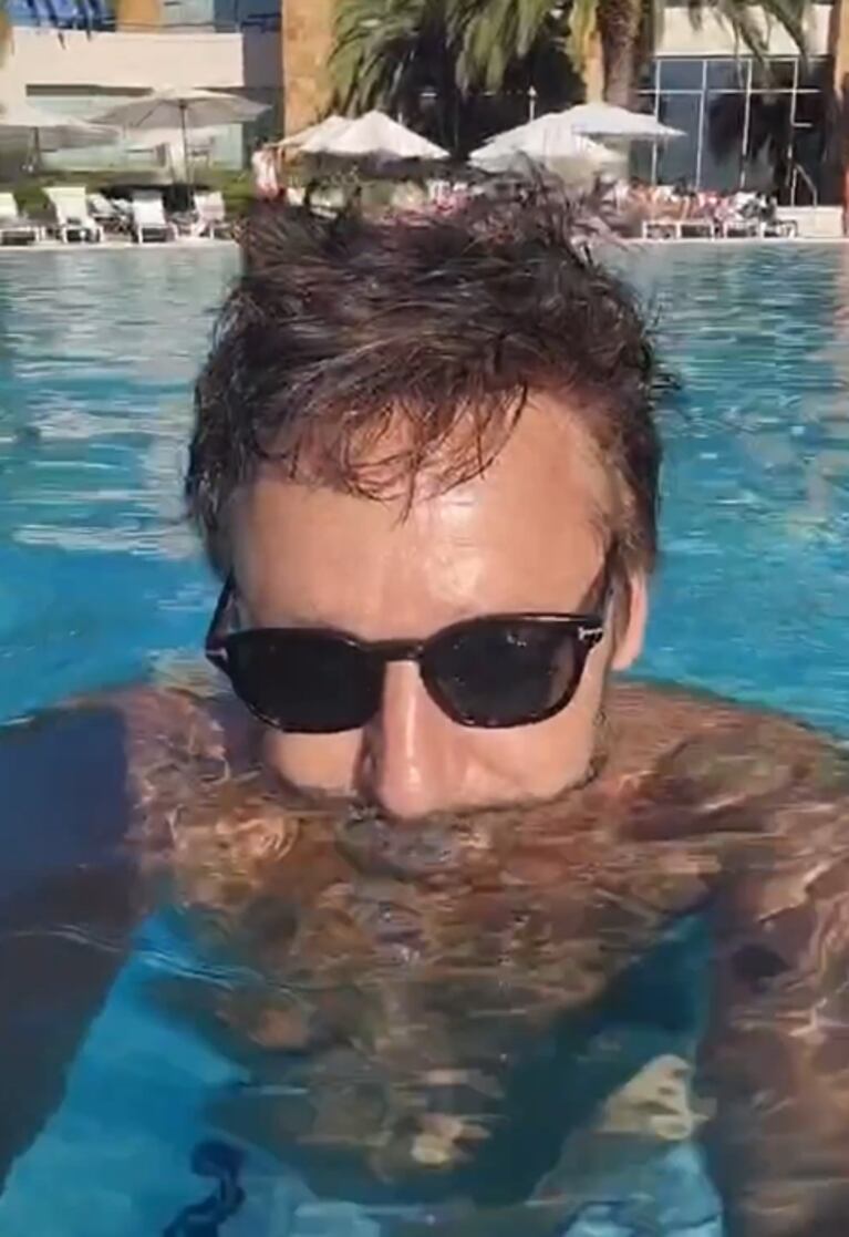 El tierno video de Benjamín Vicuña con Amancio y Magnolia en la piscina