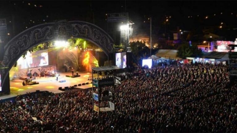 El tradicional Festival de Cosquín está en peligro: los artistas quieren cobrar en dólares