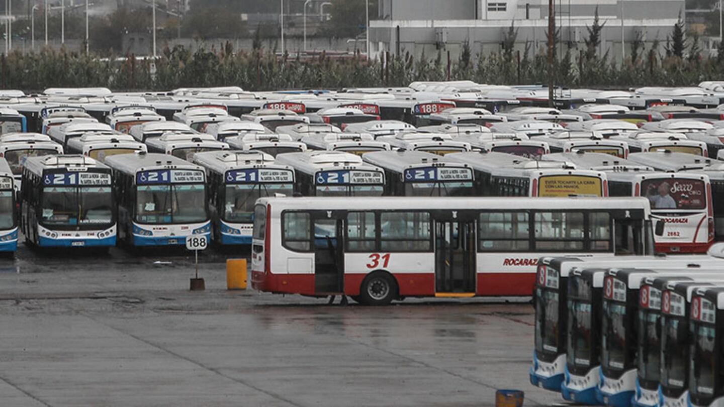 El transporte público, el eje fundamental en la política de reapertura en medio de la cuarentena