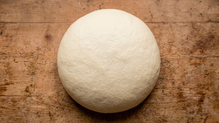 El truco de las 9 cucharadas para hacer una pascualina perfecta y súper crocante (foto IA)