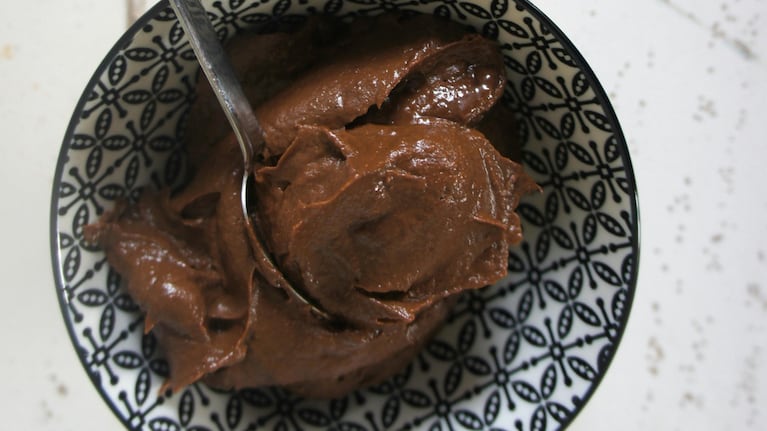 El truco que va a convertir tu mouse de chocolate en un postre original
