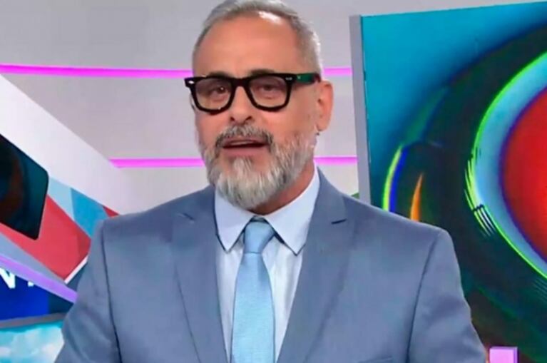 El tweet "autobombo" de Rial tras su conflicto con América: "Ayer Intrusos…" 