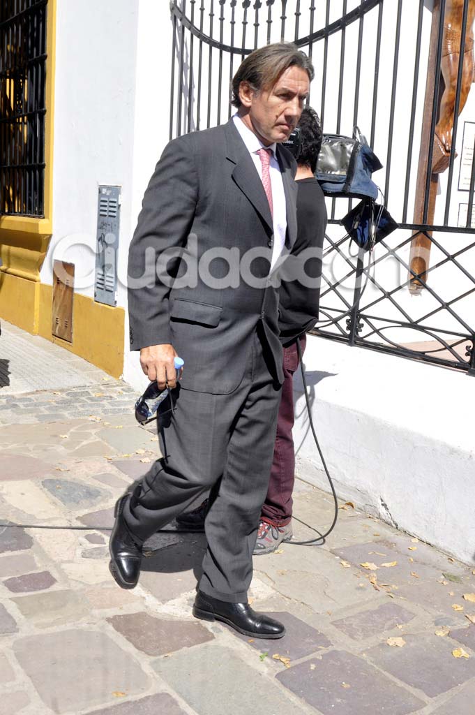 El último adiós a Jorge Ibáñez en el cementerio de Recoleta. (Foto: Jennifer Rubio - Ciudad.com)