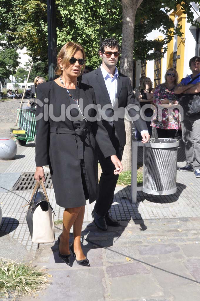 El último adiós a Jorge Ibáñez en el cementerio de Recoleta. (Foto: Jennifer Rubio - Ciudad.com)