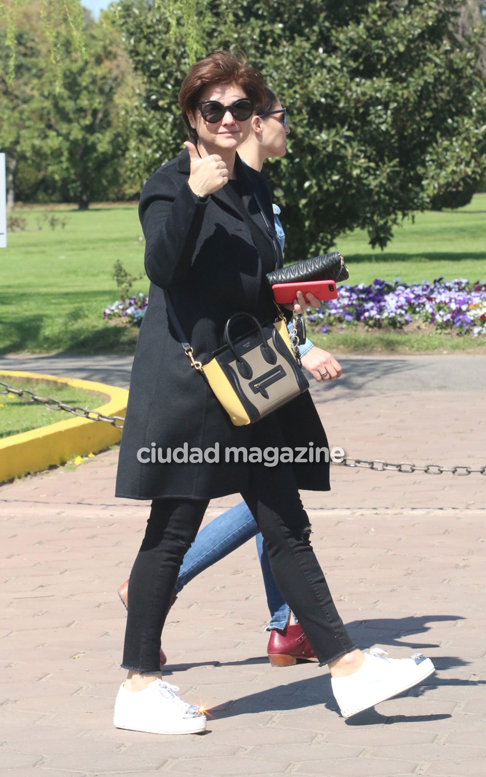 El último adiós a la madre de Araceli González. (Foto: Movilpress)