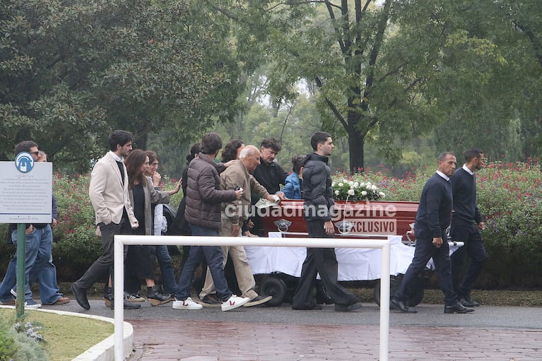 El último adiós al representante Alejandro Farrell (Foto: Movilpress).