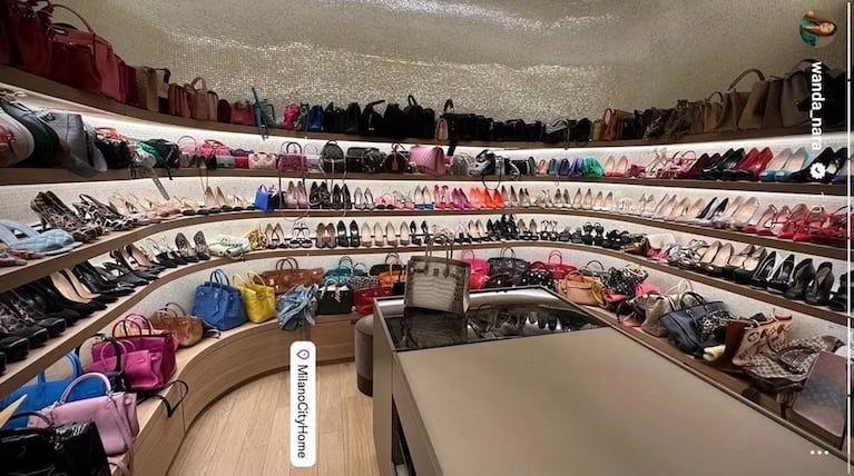 El vestidor de Wanda Nara en su casa de Milán | Créditos: Instagram @wanda_nara