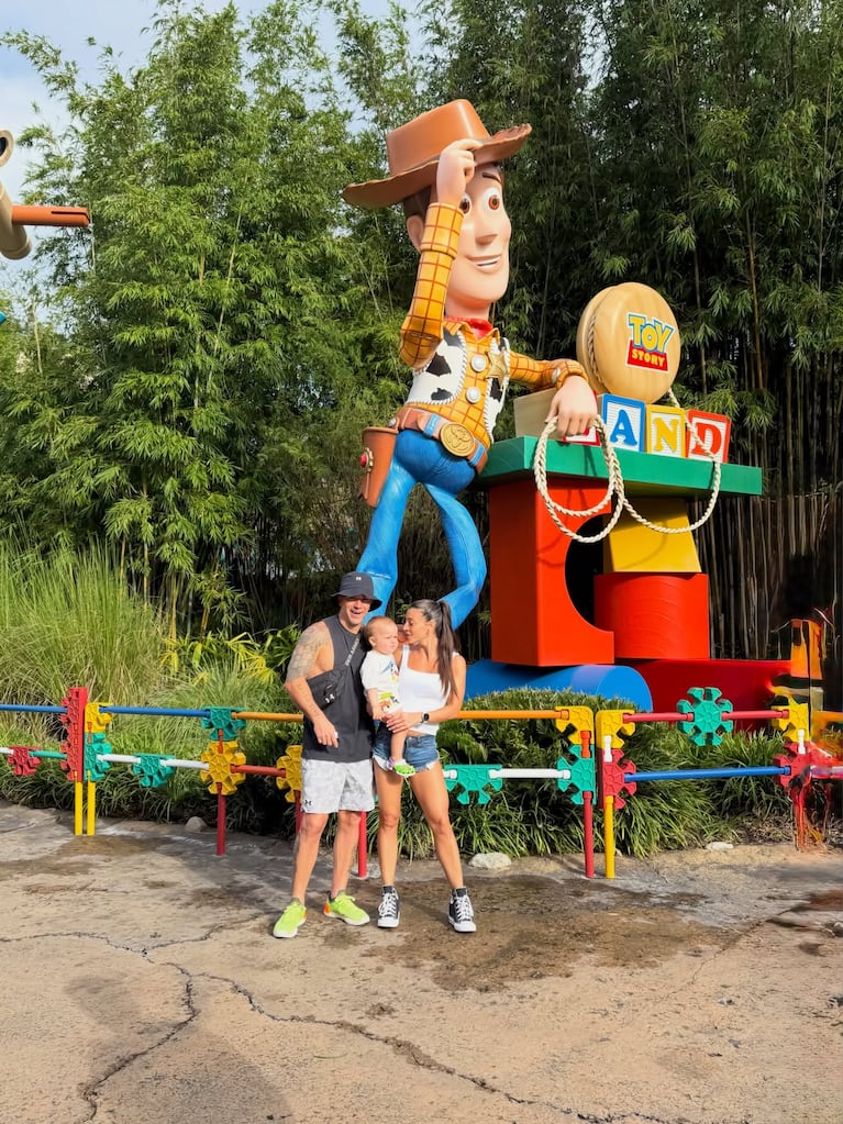 El viaje de Sol Pérez a Disney con su hijo, Marco (Foto: Instagram @lasobrideperez)