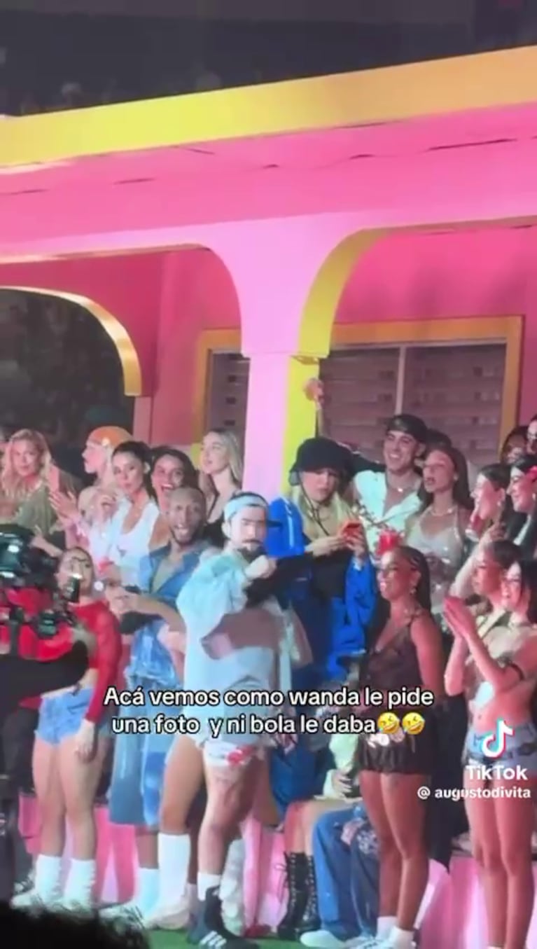 El video viral de Wanda Nara y Bad Bunny en la "casita" (Foto: captura de Tiktok/@augustodivita).
