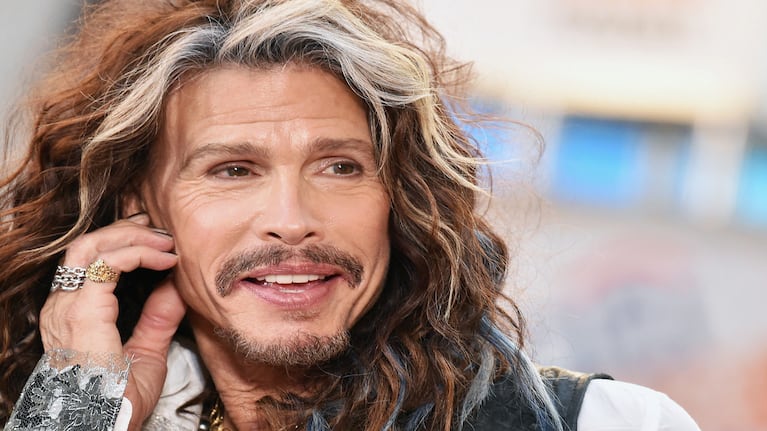 El vocalista de Aerosmith tiene la habilidad de tocar varios instrumentos musicales 
