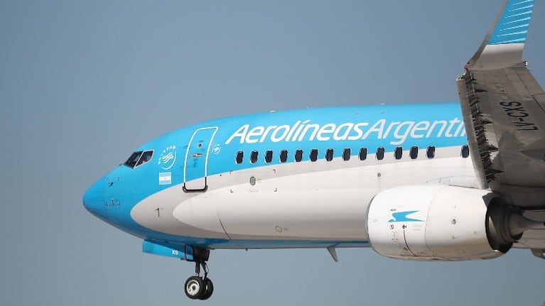 El vuelo de Aerolíneas con más vacunas Sputnik V regresará el viernes. Foto: EFE.
