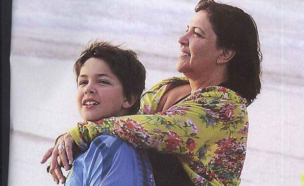 Elizabeth Vernaci y su hijo Vicente. (Foto: revista Pronto)
