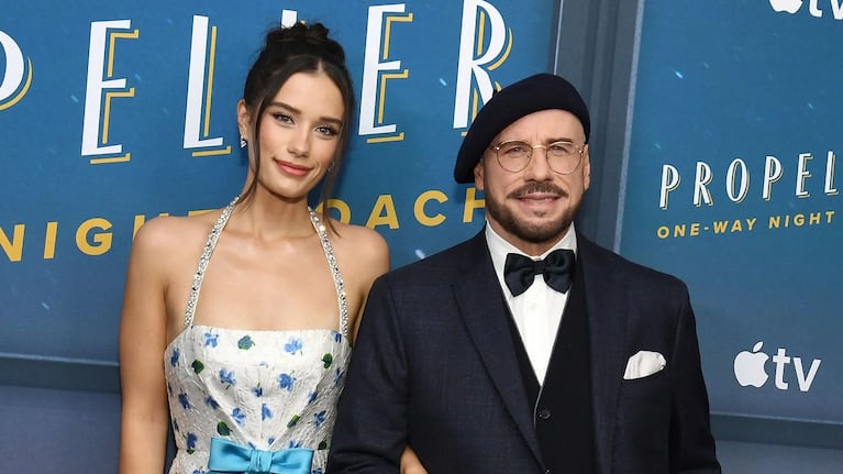 Ella Bleu Travolta a los 26, la hija de John evita Instagram y vive con su padre