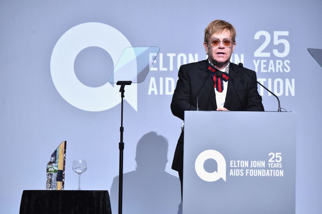 Elton John es un hombre de gran corazón