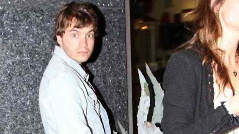Emile Hirsch orinó en una maceta con la mala suerte de que lo captaron "in fragantti". (Foto: www.eonline.com)