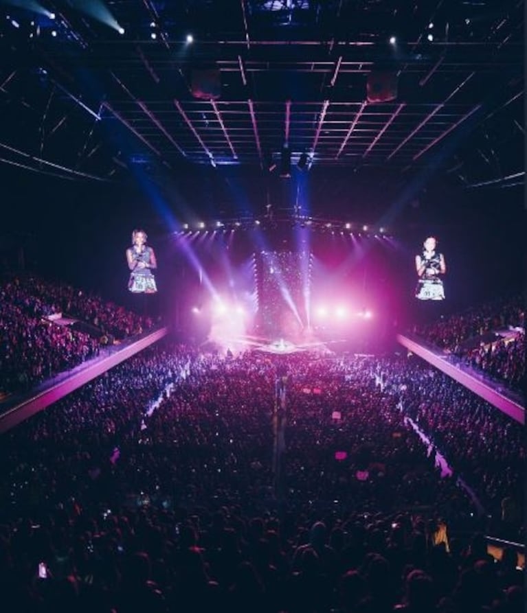 Emilia Mernes brilló en su segundo show en Buenos Aires: le dedicó una canción a su papá y la rompió con Duki, Nicki Nicole, Tiago PZK y Rusherking