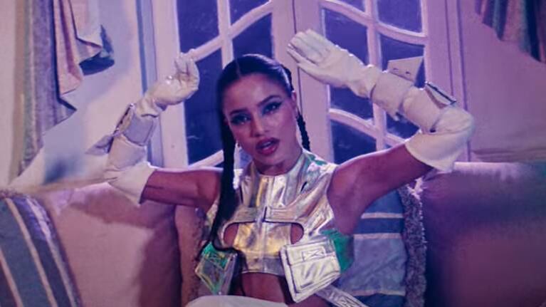 Emilia Mernes sacó un nuevo tema con Wisin y Lyanno