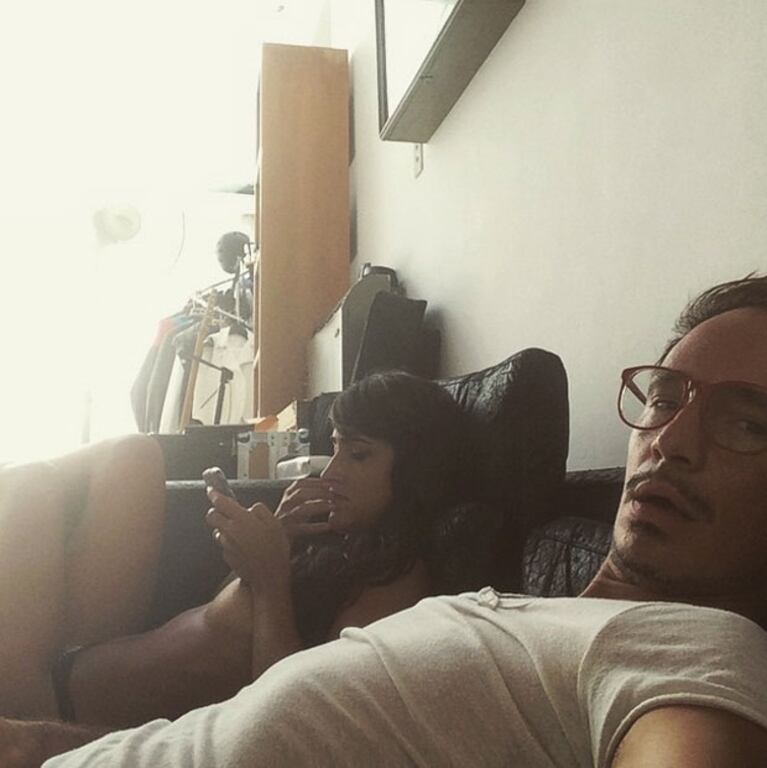 Emmanuel Horvilleur compartió la belleza de su novia... sin corpiño  (Foto: Instagram)