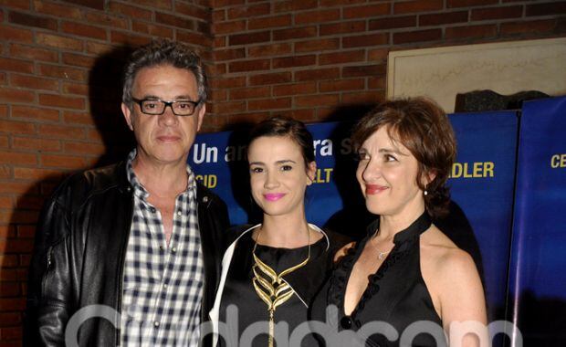 Emmanuel Horvilleur fue a apoyar a Celeste Cid en el avant premier de “El amigo alemán”. (Foto: Jennifer Rubio)