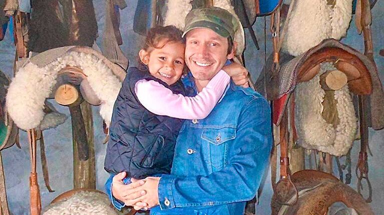 Emotivo recuerdo de Benjamín Vicuña a su hija: Blanca luz irradia la Virgen en su día, Blanca mi niña que no conoció el miedo