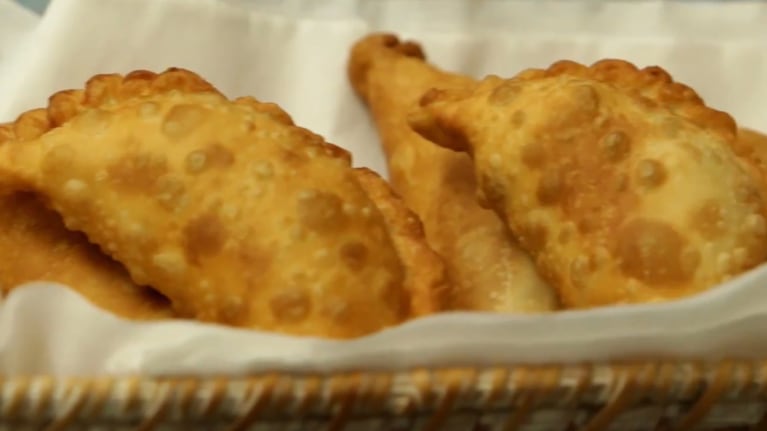 empanadas, tucumanas, jugosas