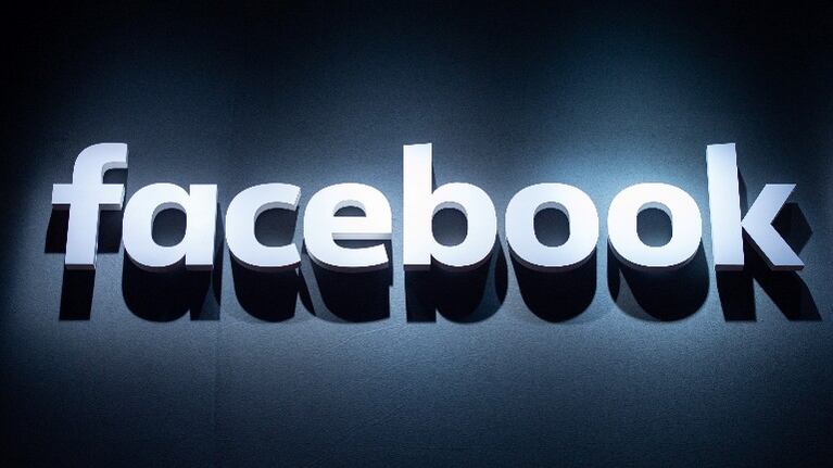 En agosto Facebook comenzará a transmitir videos musicales. Foto: DPA.