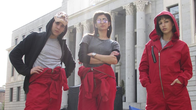 En esto andan Úrsula Corbeló y Alba Flores de La casa de papel