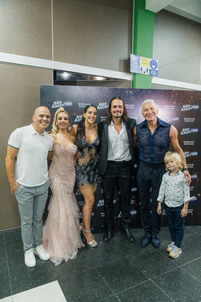 En fotos: el estreno a sala llena de Bien Argentino en Carlos Paz