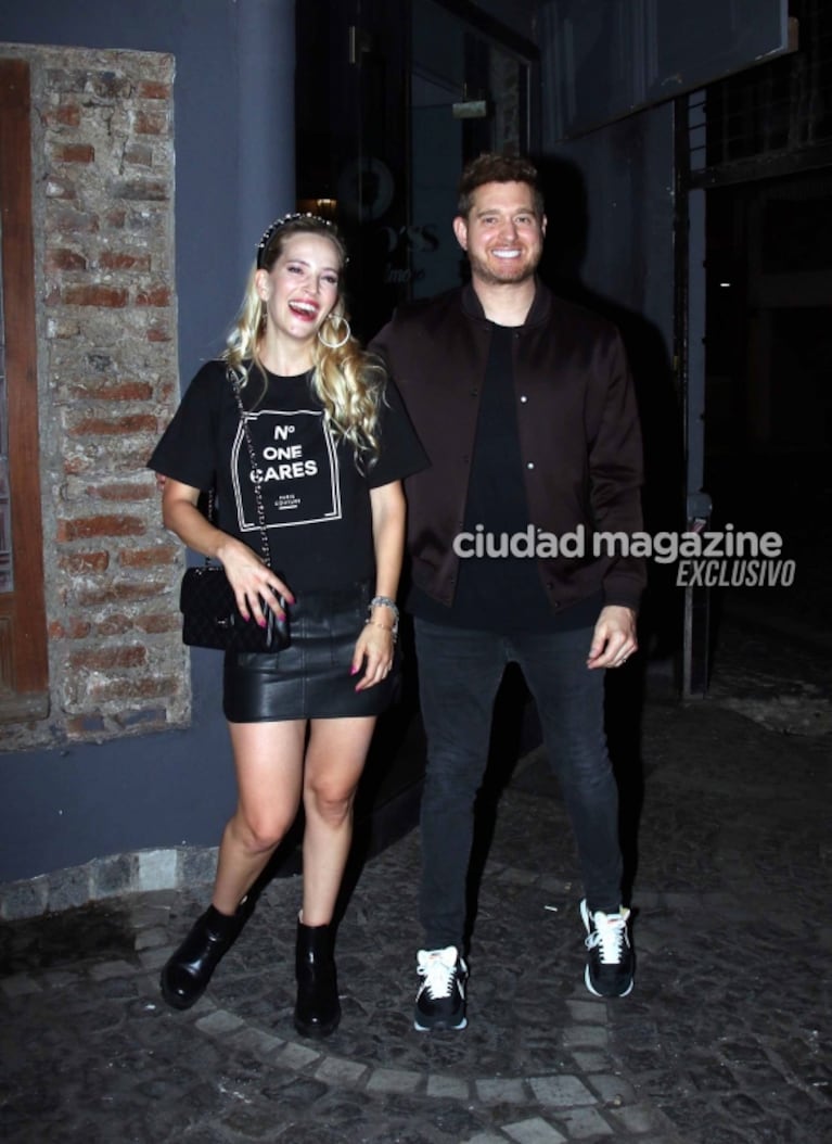 En fotos, el festejo por el estreno de Casados con Hijos: Michael Bublé felicitó a Luisana Lopilato y a todo el elenco