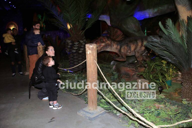 En fotos: Fabián Cubero disfruta de un paseo familiar con Mica Viciconte y sus hijos