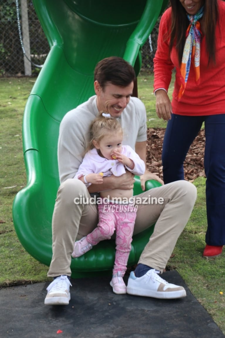 En fotos, la inauguración de la plaza en homenaje a Blanca, la hija de Pampita y Benjamín Vicuña