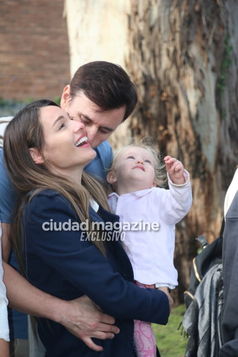 En fotos, la inauguración de la plaza en homenaje a Blanca, la hija de Pampita y Benjamín Vicuña