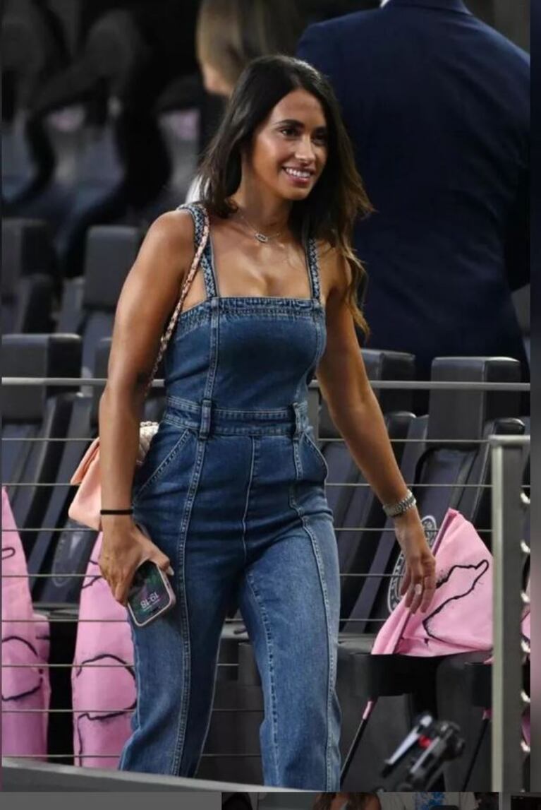 En fotos, los looks más espectaculares de Antonela Roccuzzo para alentar al Inter Miami de Messi