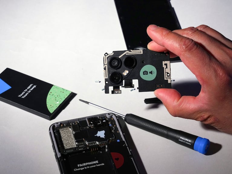 En la actualidad, el catálogo de Fairphone incluye diversos modelos de smartphones, siendo su buque insignia el Fairphone 5.