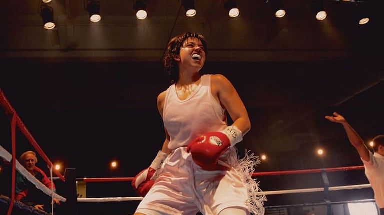 En la historia, Christy descubre casi por casualidad que tiene condiciones para el boxeo.