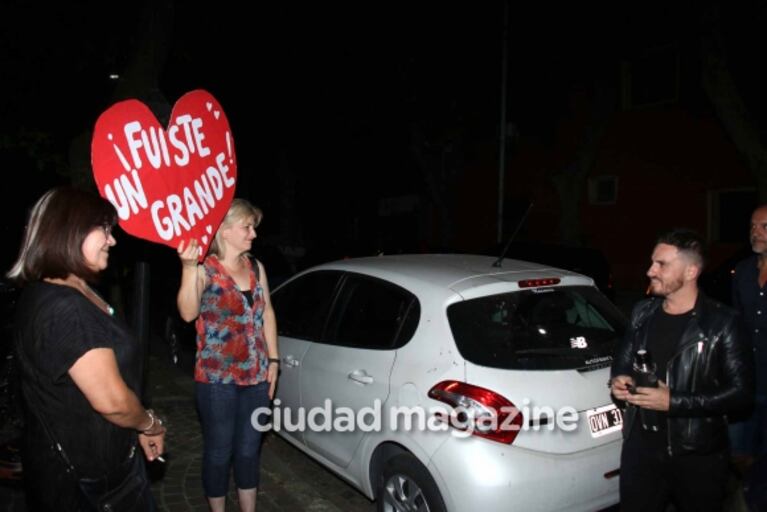 En medio del dolor: el emotivo gesto de una fan que conmovió a Fede Bal tras la muerte de su padre, Santiago