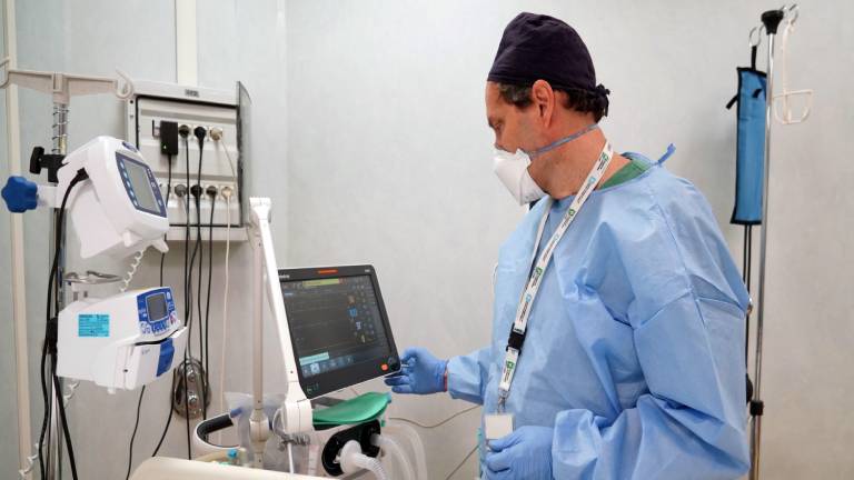 En plena pandemia renunciaron directivos de siete hospitales de Chubut y anunciaron un paro: no cobran hace dos meses