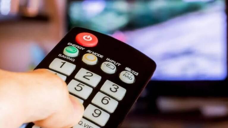 Enacom autoriza aumentos de entre 5 y 7,5% para servicios de telefonía fija, internet y TV paga