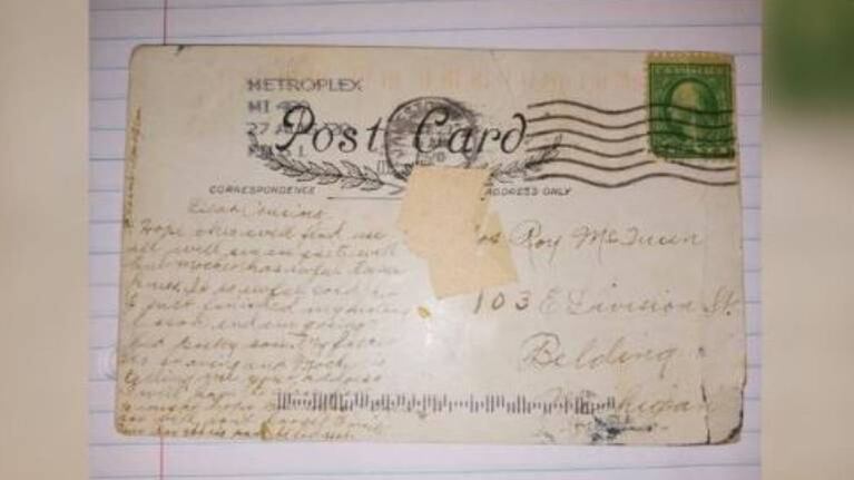 Encuentra en su buzón una postal enviada hace 100 años y revela su mensaje 